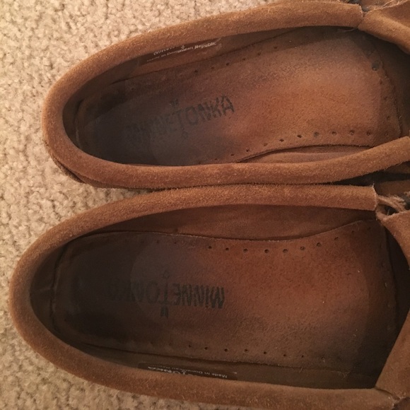 Minnetonka Kilty Suede Moccasins Dark Brown - Picture 4 of 5